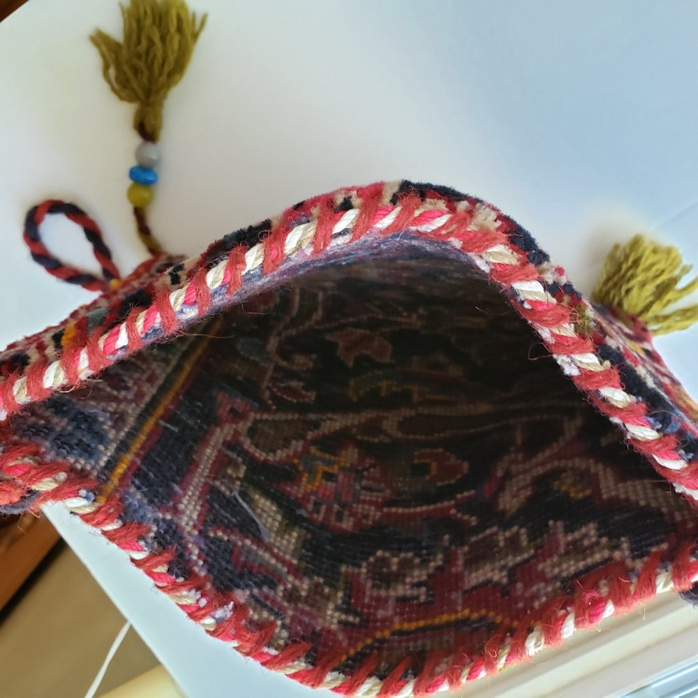 NWOT Unisex Persian carpet bag, beautiful handmade carpet bag from Iran. - Picture 14 of 14